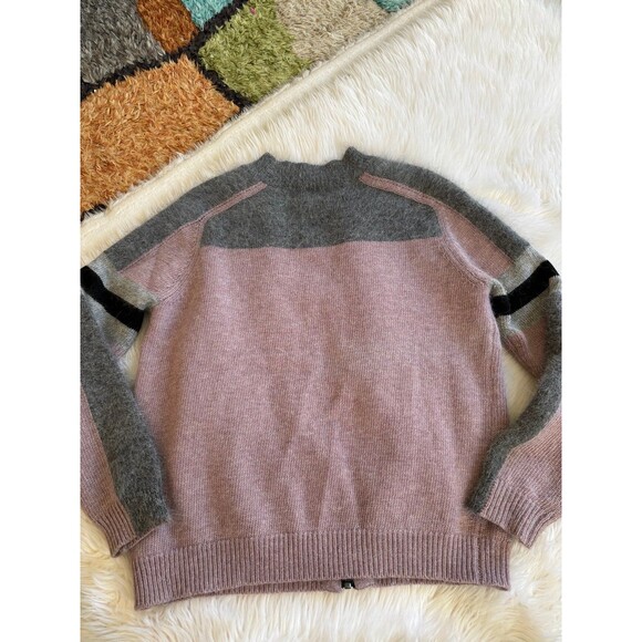 The Korner sweater - Picture 10 of 12